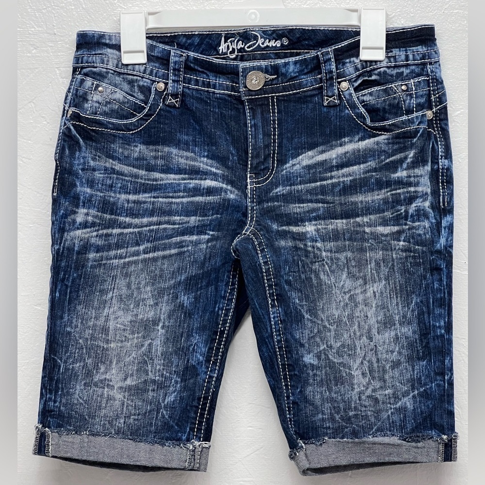Womenβs - Ariya Jean Shorts - 11/12